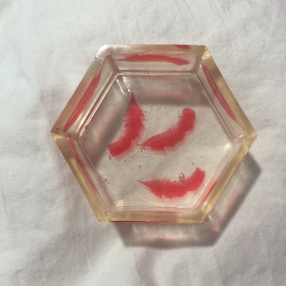 Handmade Anime Resin Box - Picture 5 of 6